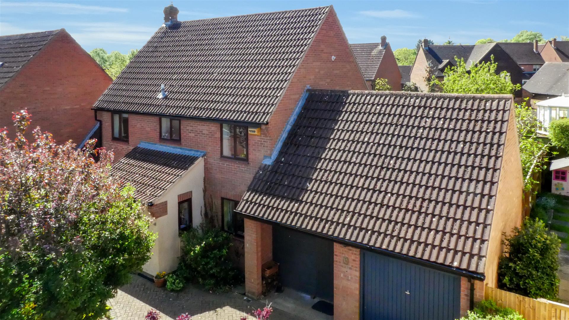 Farinton, Two Mile Ash, Milton Keynes